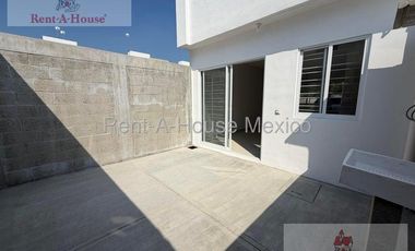 Casa en Renta en Aeropuerto 26-1950.