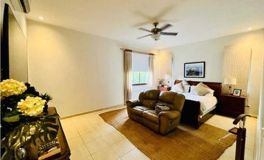 CASA EN CAMINO DE CRUCES 4 REC CON PISCINA 1247M2 MLD