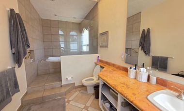CASA EN VENTA ACAPANTZINGO