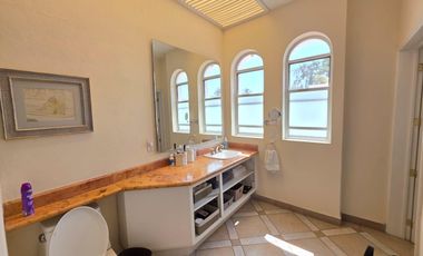 CASA EN VENTA ACAPANTZINGO