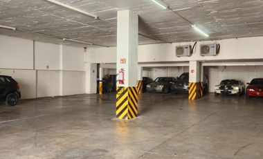 Edificio Comercial en Renta en Lomas de Tecamachalco, Naucalpan de Juarez