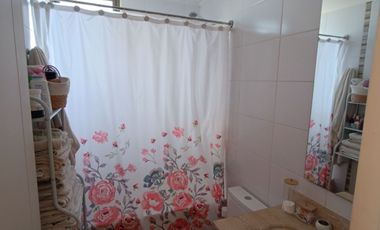 Arriendo cómodo departamento cerca de centro de Viña del Mar
