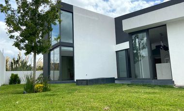 Casa en VENTA / RENTA en Residencial El Molino Condominio XIV