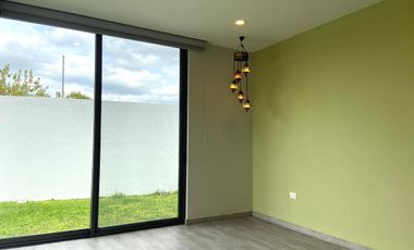 Casa en VENTA / RENTA en Residencial El Molino Condominio XIV