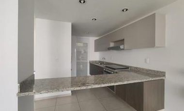 SE RENTA CASA EN FRACCIONAMIENTO LOMAS DE ANGELOPOLIS 3, PUEBLA