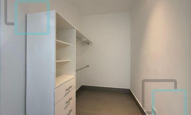 CASA EN VENTA / RENTA EL BARRIAL ZONA CARRETERA NACIONAL SANTIAGO