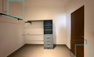 CASA EN VENTA / RENTA EL BARRIAL ZONA CARRETERA NACIONAL SANTIAGO