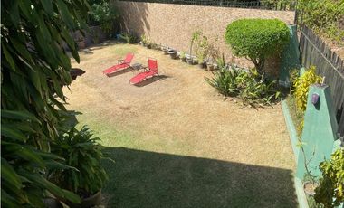 SE VENDE LUJOSA CASA REMODELADA CON INMENSA TERRAZA EN CD. DEL REY AQ