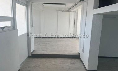 Edificio Comercial en Renta en Avenida Eulalia Guzmán,  Atlampa RU 25-1142.