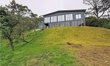 Venta de residencia en Altos del María – Sector Asturias