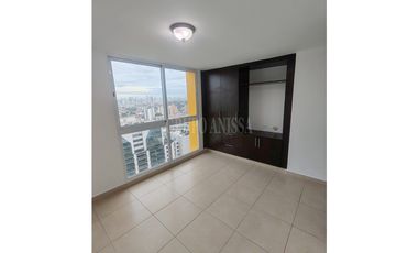 OPORTUNIDAD! Se Vende Apartamento en Condado del Rey