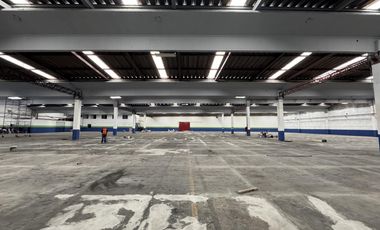 Bodega en renta de 5,200 m2 en Tlalnepantla