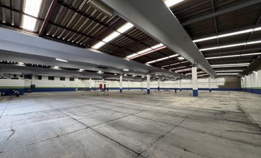 Bodega en renta de 5,200 m2 en Tlalnepantla