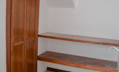 CASA EN VENTA EN BOSQUES DEL SAN FRANCISCO FRENTE A PARQUE CON ALBERCA