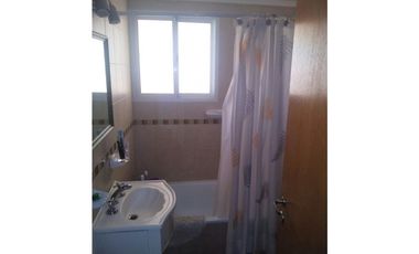 AMPLIO DEPARTAMENTO DE 1 DORMITORIO - PLANTA BAJA EN GRAN UBICACION!