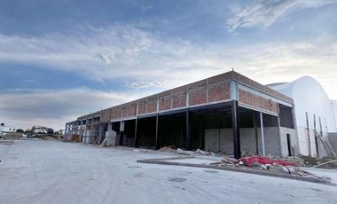 Local en renta en Lomas de Angelopolis I, Nueva Plaza en acceso a Lomas