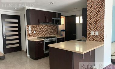 Departamento Penthouse Amueblado en Renta, Zona Este