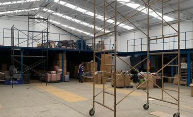 Bodega en renta de 1,074 m² en Naucalpan