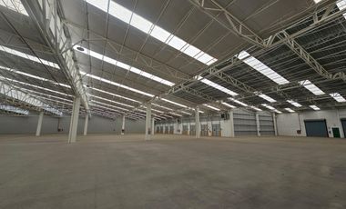 Bodega en renta de 8,200 m2 en Vallejo