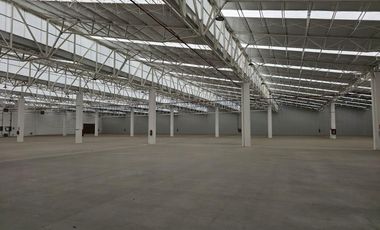 Bodega en renta de 8,200 m2 en Vallejo