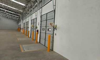 Bodega en renta de 8,200 m2 en Vallejo