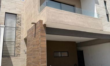 Casa en Privanzas del Campestre