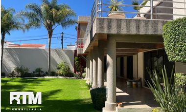 AMPLIA CASA EN RENTA EN PRIVADA LOS PINOS, LOMAS 4TA
