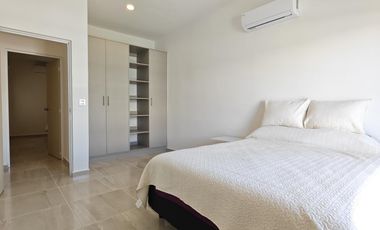 CASA EN RENTA CON PANELES SOLARES  2 REC. JARDINES DE MAYAKOBA AMUEBLADA