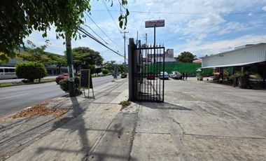 TERRENO EN BOULEVARD CUAUHNAHUAC