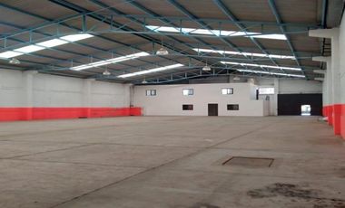 Bodega en renta de 880 m2 en Naucalpan