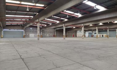 Bodega en renta en Tlalnepantla de 3,320 m².