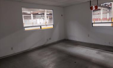 Bodega en renta en Tlalnepantla de 3,320 m².