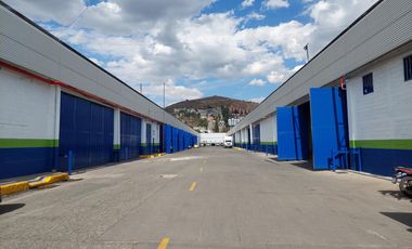 Bodega en renta en Tlalnepantla de 3,320 m².
