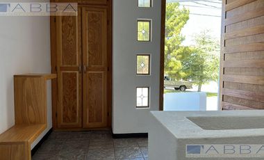 Renta de Casa en Las Fuentes