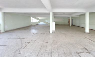 RENTA DE OFICINA EN ESQUINA EN EJE CENTRAL AV. LAZARO CARDENAS ZONA CENTRO