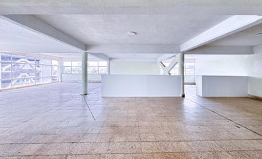 RENTA DE OFICINA EN ESQUINA EN EJE CENTRAL AV. LAZARO CARDENAS ZONA CENTRO