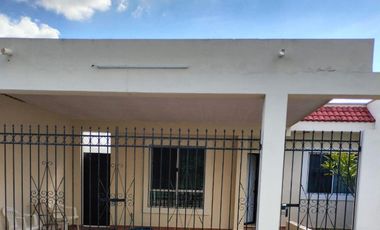 Renta de Casa Amueblada en Fracc. Las Américas 1 Merida Yucatán