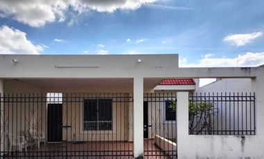 Renta de Casa Amueblada en Fracc. Las Américas 1 Merida Yucatán