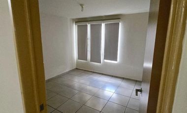 Casa en Renta,  Fracc. Las Terrazas a 10 minutos de Periférico, 2 recámaras, 2 baños