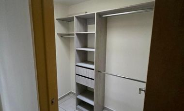 Casa en Renta,  Fracc. Las Terrazas a 10 minutos de Periférico, 2 recámaras, 2 baños