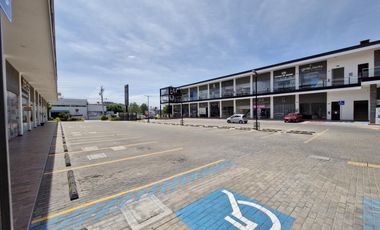 VENTA | RENTA Local Comercial, Servicios u Oficina  de 76.68 m2 obra gris