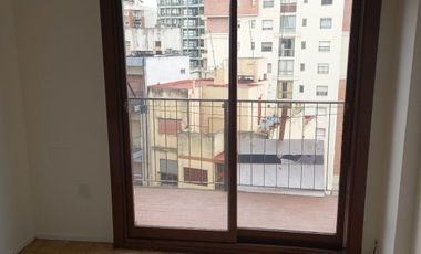 Departamento en alquiler de 1 dormitorio en Ramos Mejía
