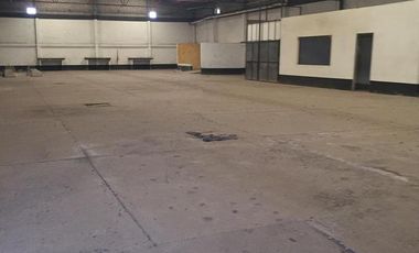 Renta de Bodega Industrial, ubicadisima bodega, con oficinas y transformador 30 kvas