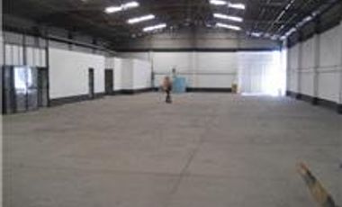 Renta de Bodega Industrial, ubicadisima bodega, con oficinas y transformador 30 kvas