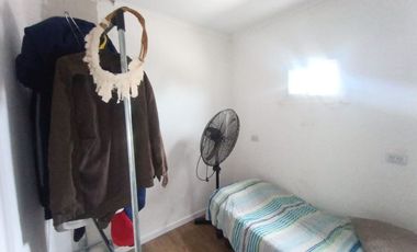 CASA EN VENTA 2 PLANTAS, 5 DORM., PATIO Y COCHERA
