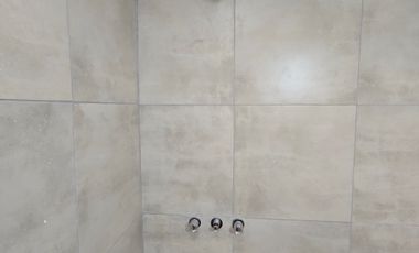 Casa PH en alquiler en Lanus Este