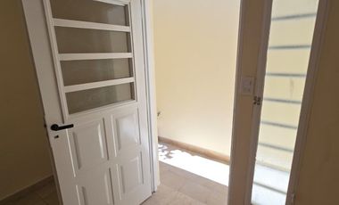 Casa PH en alquiler en Lanus Este