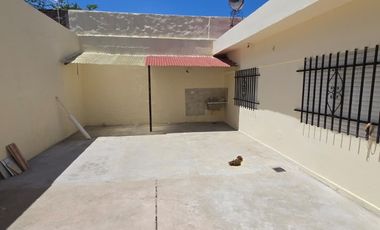 Casa PH en alquiler en Lanus Este