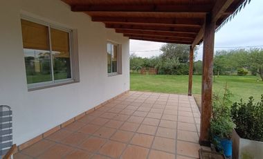 Casa en alquiler en Victoria