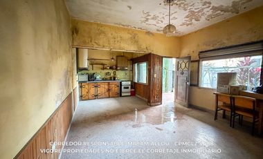 Casa de 6 ambientes  138 m² en venta c/ cochera en Temperley